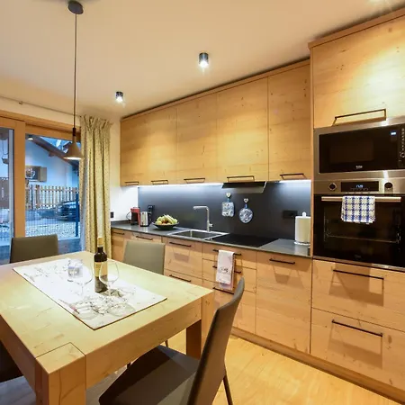 Caminada アパート *